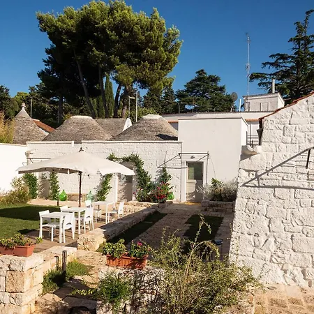 Trulli in corte-2